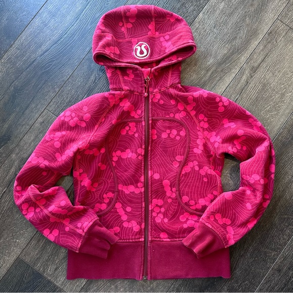 lululemon athletica Tops - Lululemon Scuba full zip hoodie in raspberry pink bubbles print size 8